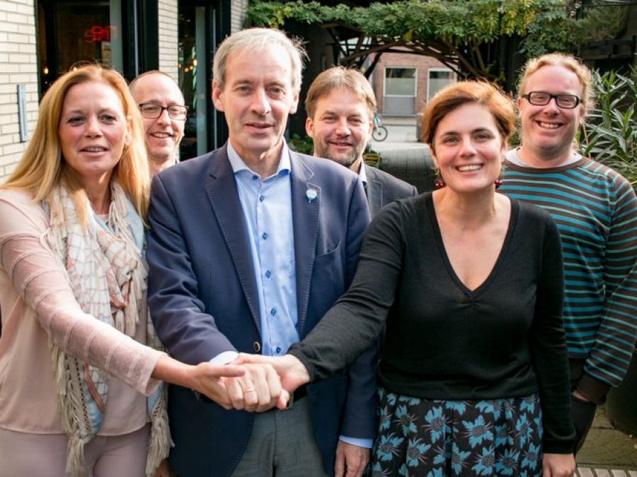 In de pers: N-VA kiest voor Groen en Open Vld (HLN) In de pers: N-VA kiest voor Groen en Open Vld (HLN)