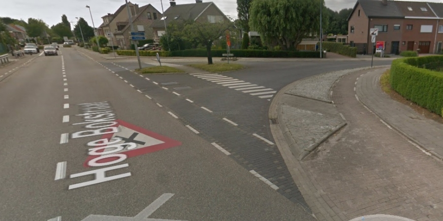 Voorrang van rechts: behouden of herbekijken in Sint-Niklaas? Voorrang van rechts: behouden of herbekijken in Sint-Niklaas?