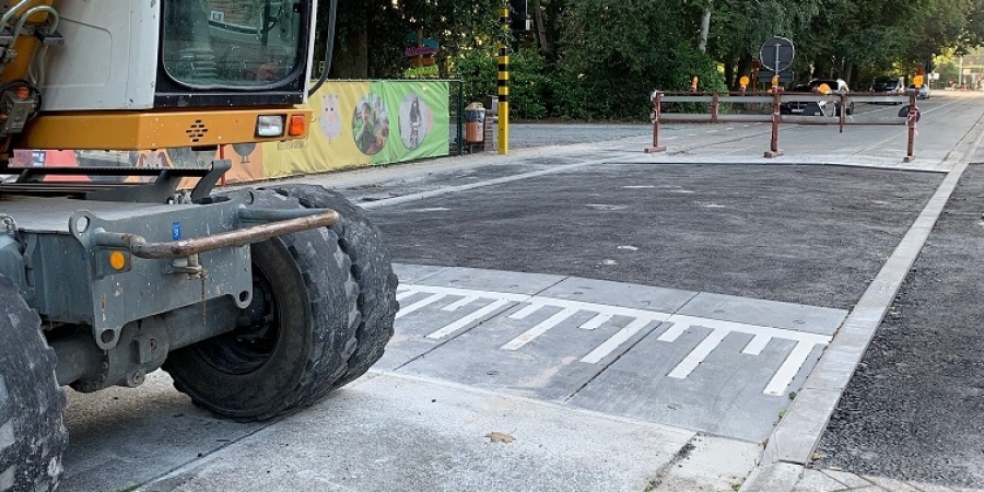 Schoolomgevingen worden veiliger en herkenbaarder gemaakt Schoolomgevingen worden veiliger en herkenbaarder gemaakt